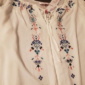 Parker Tops - Parker white embroidered top Parker Tops - Parker white embroidered top